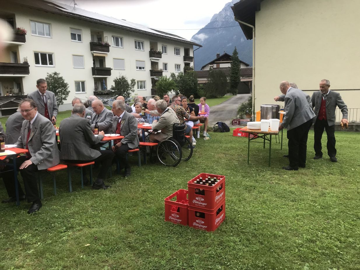 2024-25 Diam.Hochzeit Gerhardt.jpg